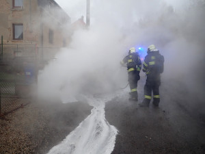 V Ruprechticích ráno hořelo auto na plyn
