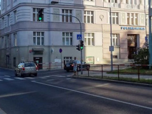 Dopravu v Jablonci zkomplikuje rozsáhlá obnova sítí, křižovatka ulic Poštovní a Budovatelů se uzavře
