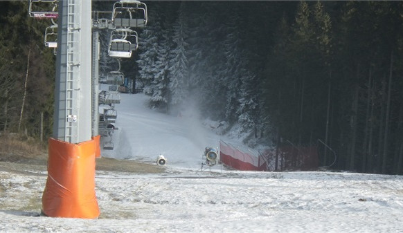 Firma provozující skiareál v Krkonoších dostala pokutu 120 tisíc za porušení podmínek při odběru vody