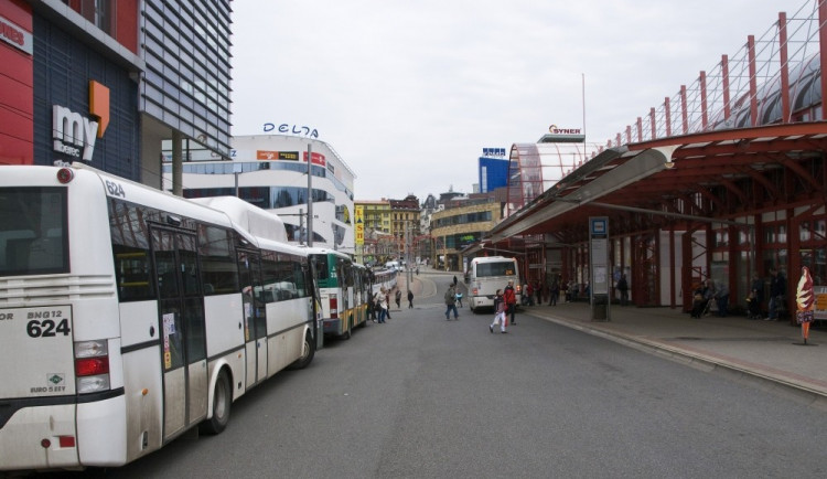 Idol oznamuje mimořádnou změnu jízdních řádů autobusu