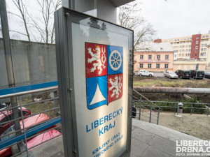 Dnes zasedal Krizový štáb Libereckého kraje. Řešil uzavření hranic i nedostatek roušek