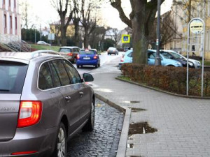 Parkování při vykládání dětí před školou