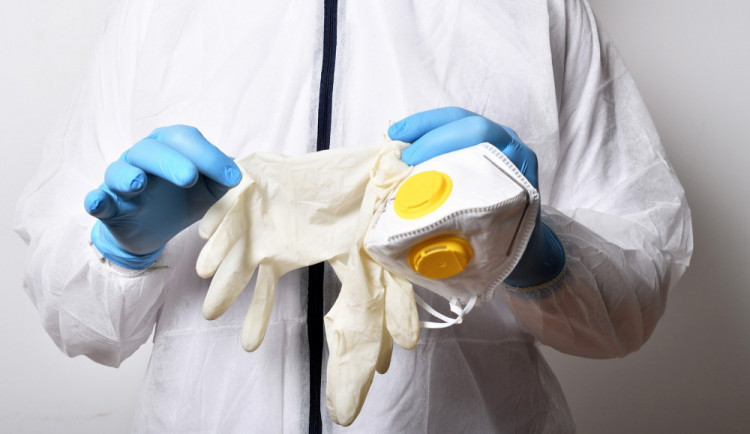 Počet nemocných s covid-19 v Libereckém kraji stoupl na 143. Třetí pacient se vyléčil