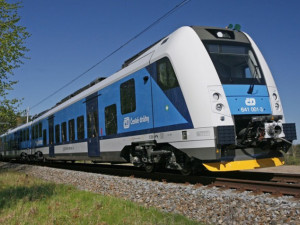 Do 26. května probíhá výluka na železniční trati mezi Libercem, Turnovem a Semily