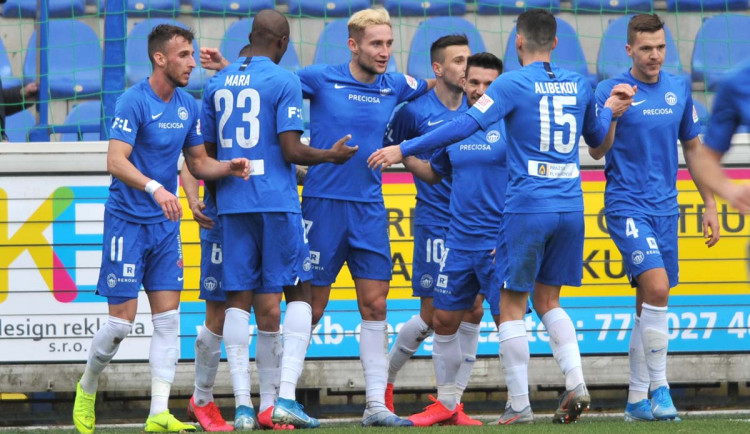 Fotbalová liga se opět rozběhne. Jako první půjde na řadu liberecký Slovan