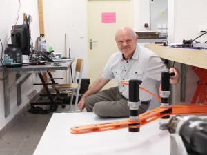 Vytiskněte si vlastní dům. Liberečtí vědci vyvíjejí unikátního robota pro 3D tisk