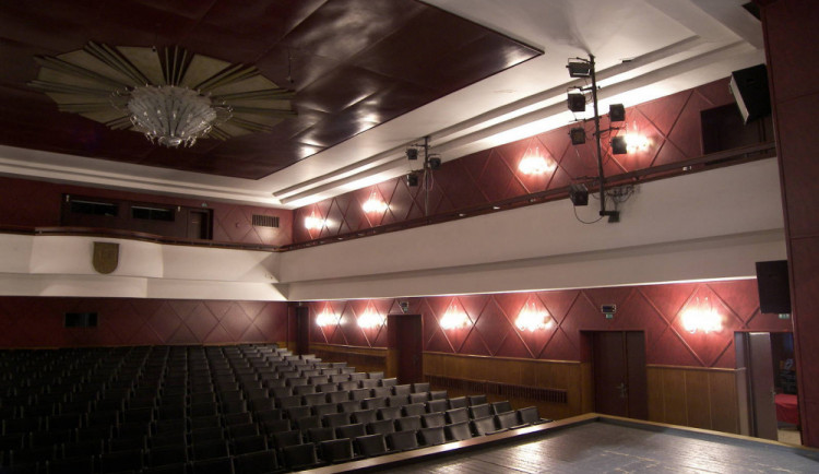 V listopadu by měla začít rekonstrukce Jiráskova divadla v Lípě
