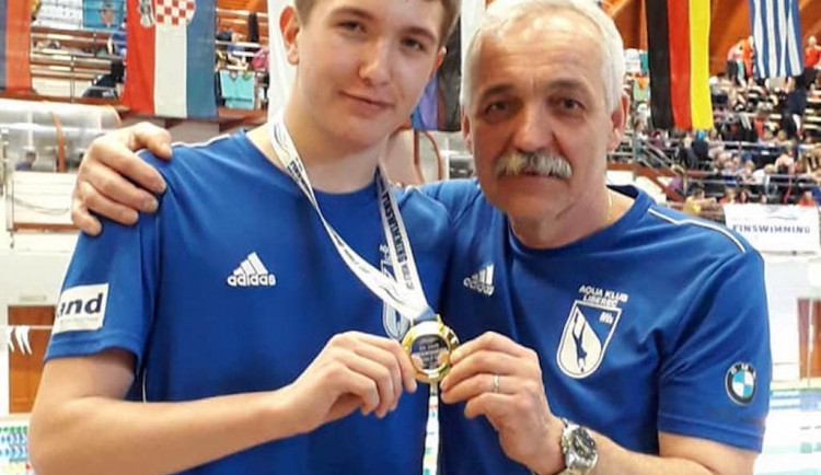 Vladimír Beneš se svěřencem Matyášem Kubíčkem