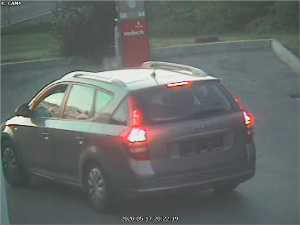 Neznámý řidič si v Liberci tankuje plnou, ale odjíždí bez placení. Policie se obrací na veřejnost