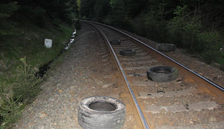 Pneumatiky na kolejích