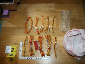 Kriminálka zatkla čtveřici mužů z Libereckého kraje a Trutnovska. Našla u nich kilogramy trhavin