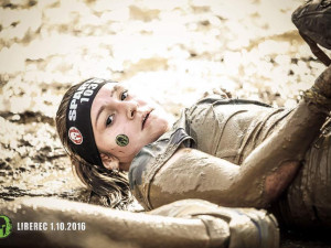 (NE)OBYČEJNÍ: Bojovnice každým coulem. Zdolává závodní překážky a zachraňuje životy