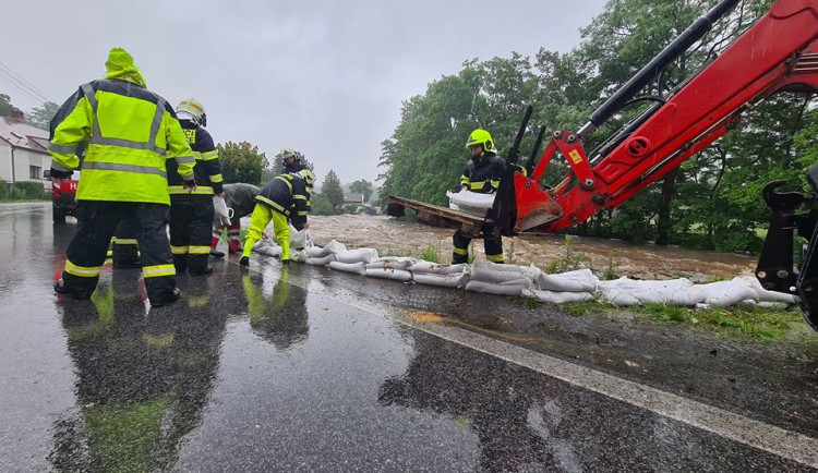 Pršet bude dál, v Jizerkách se čekají extrémní srážky