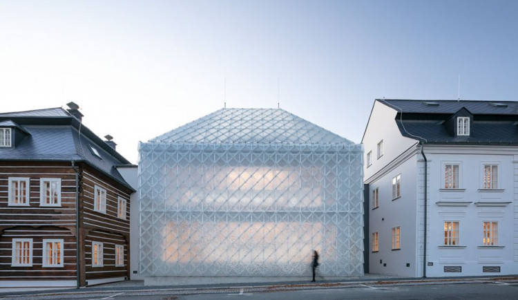 Památkou Libereckého kraje je sídlo sklářské společnosti Lasvit