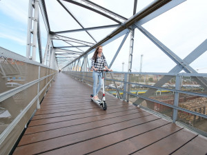 Firma Epic: Elektrické koloběžky City Boss jsme vyladili na základě bohatých zkušeností. Nyní jde do prodeje nová řada