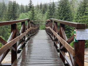 Přes lávku z Orle na Jizerku neprojdete, je uzavřená