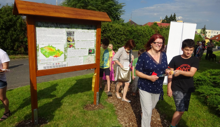 geostezka-po-stopach-kamenu