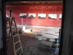 Roky zavřený hudební klub Vlak na kolejích prochází rekonstrukcí. Bude z něj tělocvična