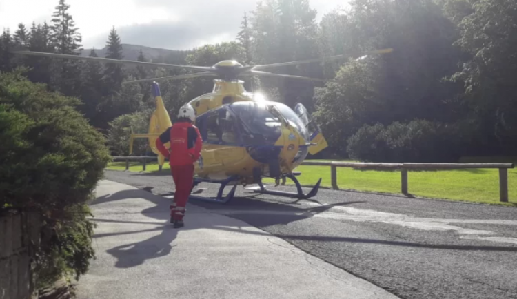 size4-1594150845679-207-mladik-spadl-ve-vyletnich-sandalech-ze-skalni-vyhlidky-do-labe-letel-pro-nej-vrtulnik