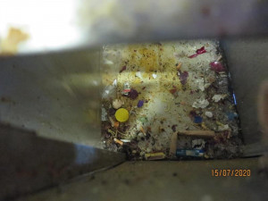 FOTO: Kebab v Jablonci zavřela inspekce kvůli nečistotám a špatné hygieně