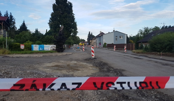 V sobotu se uzavře úsek mezi Přepeřemi a sídlištěm, dojde na pokládku finálních povrchů