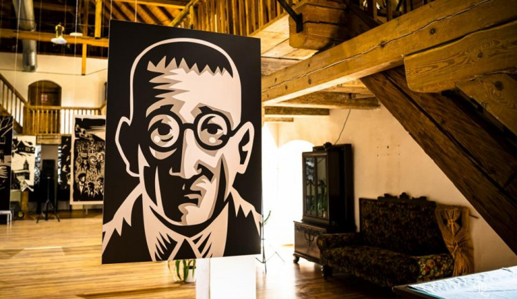 Výstavu originálních tisků Jaromíra 99 na téma Kafka najdete v Zámeckém pivovaru