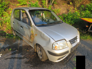 Řidič v pět ráno havaroval, nadýchal 2,09 promile