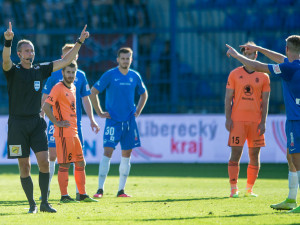 Ligový start Slovanu ohrožen. Sigma Olomouc má tři nakažené koronavirem