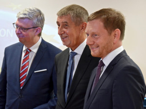 Vícepremiér Havlíček, premiér Babiš a saský premiér Kretschmer