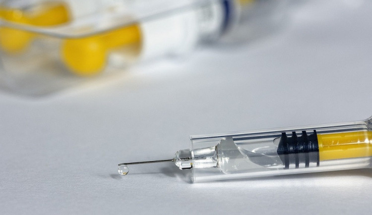 Vakcín proti chřipce budou mít lékaři k dispozici víc, než loni