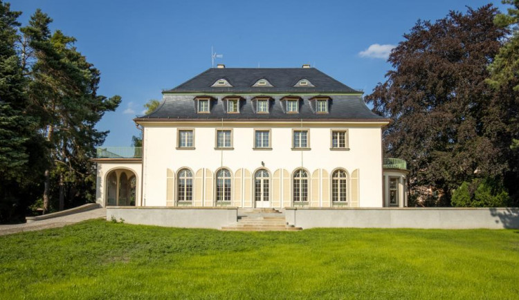 440-28375-002--VSZVO6