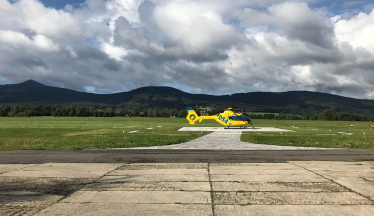 Záchranka má v Liberci nový heliport, vrtulníky mohou přistávat i po setmění