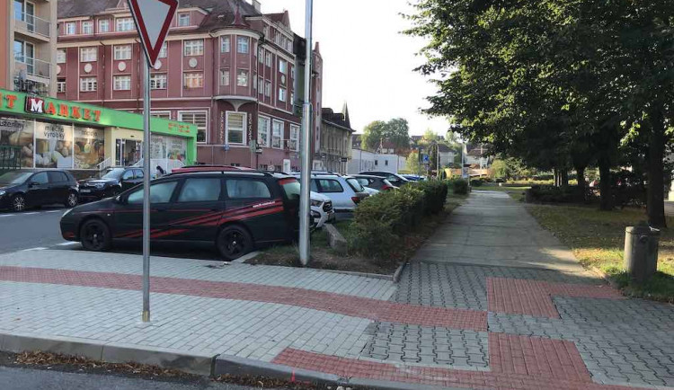 Náměstí v Ruprechticích je opravené z poloviny