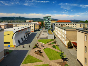 Liberecká univerzita zahájí semestr distanční výukou