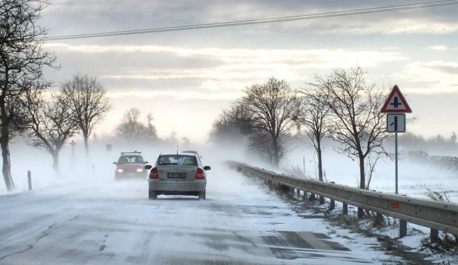 Meteorologové varují před sněhem, vydatným deštěm i možnými povodněmi
