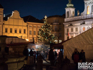 Turnov zrušil adventní trhy, rozsvícení vánočního stromu i ohňostroj