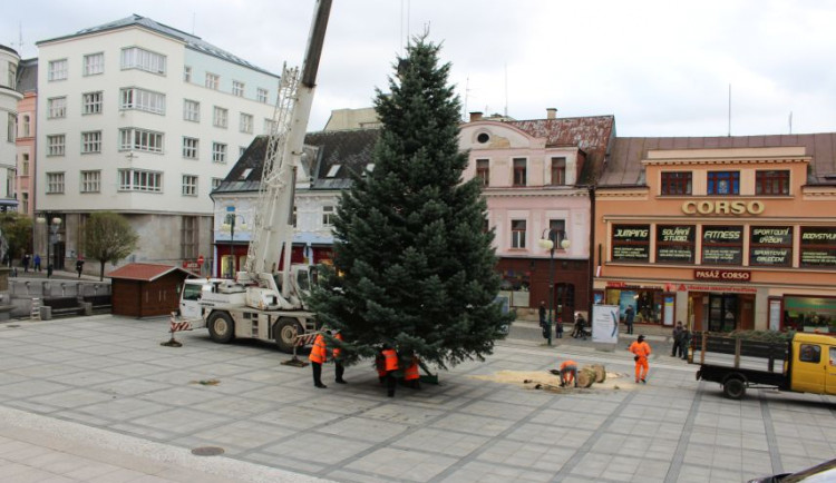 Vánoce v Jablonci budou poprvé bez trhů a primátorského svařáku