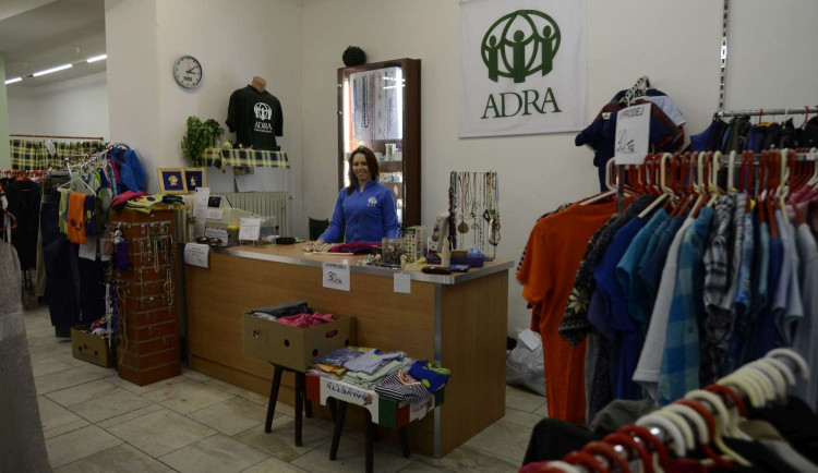 Když může, pomůže: Liberecká ADRA spouští webové stránky charitativních obchodů