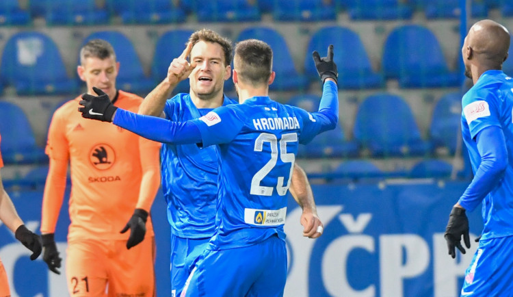 Slovan porazil Mladou Boleslav 3:0. V tabulce se posunul už na šesté místo