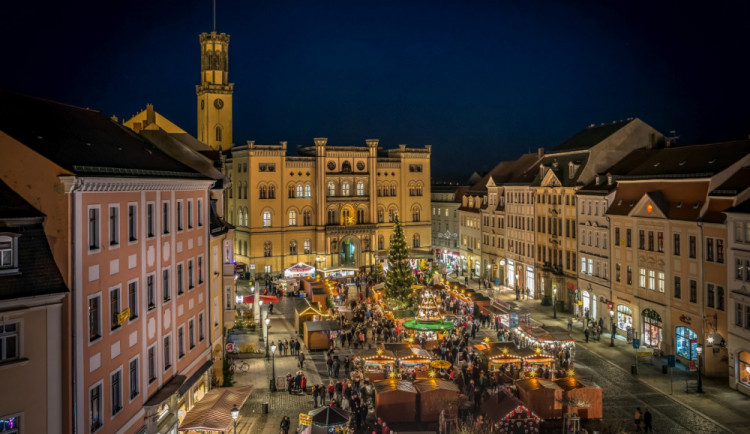 Žitava řeší vysoký počet mrtvých. Městu nestačí kapacita krematoria