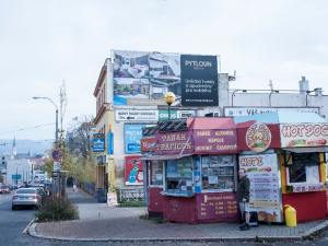 Centrum utápějící se v reklamách. Z Liberce by mohl začít mizet vizuální smog