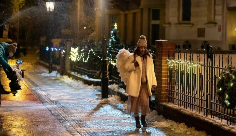 Filmaři dokončili v Jizerkách natáčení romantické komedie Přání Ježíškovi