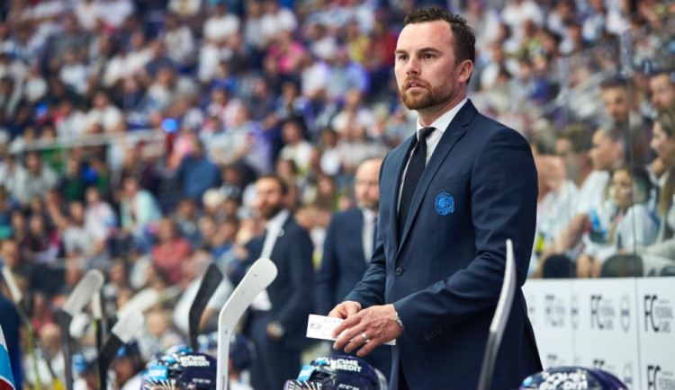 Reprezentační kouč Pešán kritizuje pracovní morálku v hokeji i ve společnosti