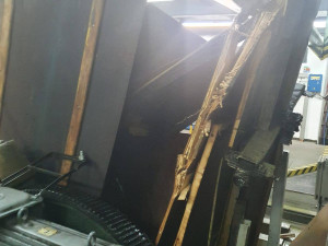 Paternoster mimo provoz. Dělníci v něm přes zákaz převáželi štafle. Teď nesveze nikoho