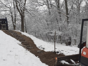 Tůně před Hokejkou. U největšího libereckého paneláku se budou rozmnožovat obojživelníci
