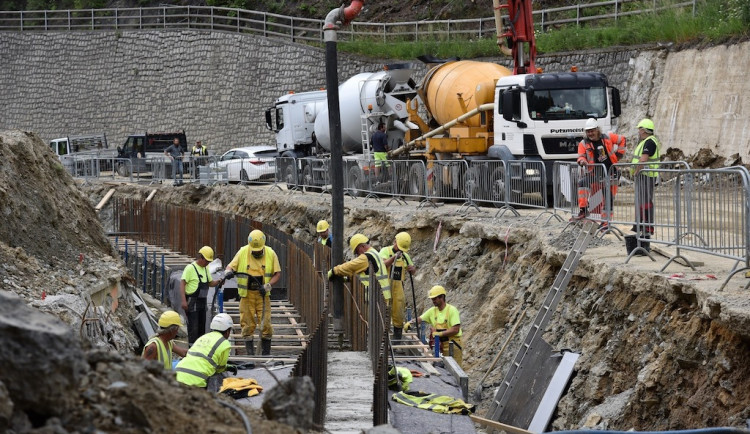 U Rádelského mlýna znovu začínají práce. Provoz bude omezen