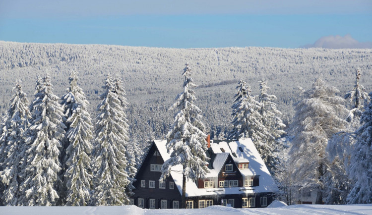 Milan DRAHONOVSKY www.photo-bank.cz