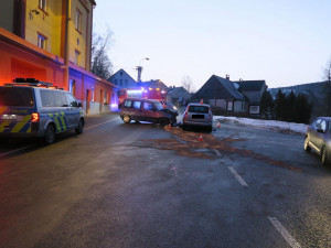 Při odbočování nedal přednost, dva lidé skončili v nemocnici