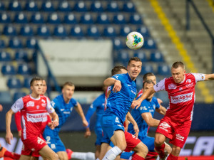 Slovan vrátil nováčkovi porážku. V atraktivním zápase porazil Pardubice 4:1