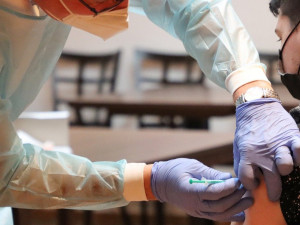 Téměř 150 obvoďáků se v kraji zapojí do očkovaní pacientů proti koronaviru